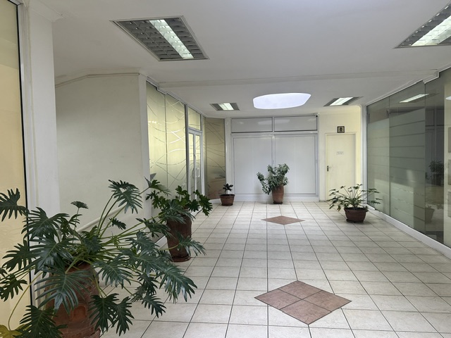 To Let Commercial Property for Rent in Claremont Western Cape